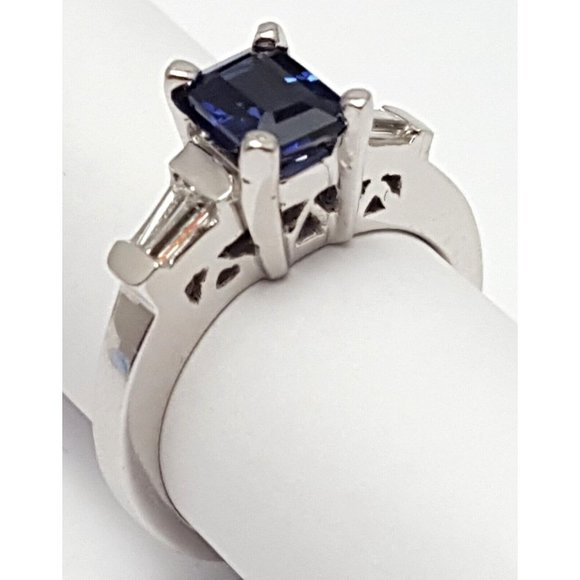 Unique 14K Solid White Gold Designer Sapphire & Baguette Diamond Ring - Size 5.5 - Picture 9 of 16